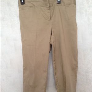 Cream capris